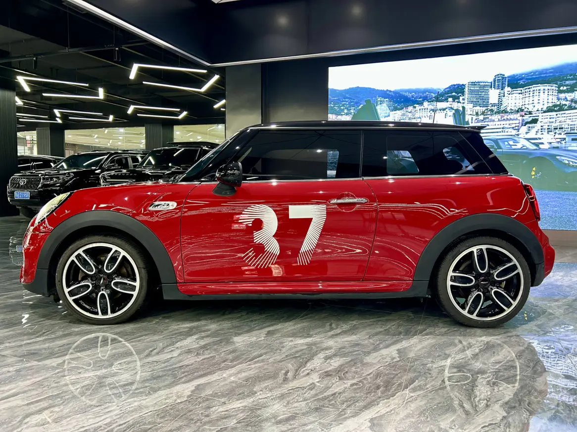 MINI MINI