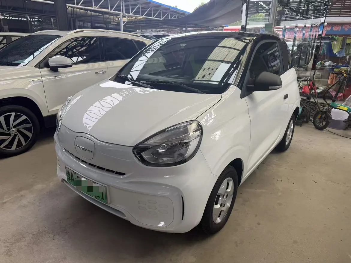 Roewe CLEVER  из Китая