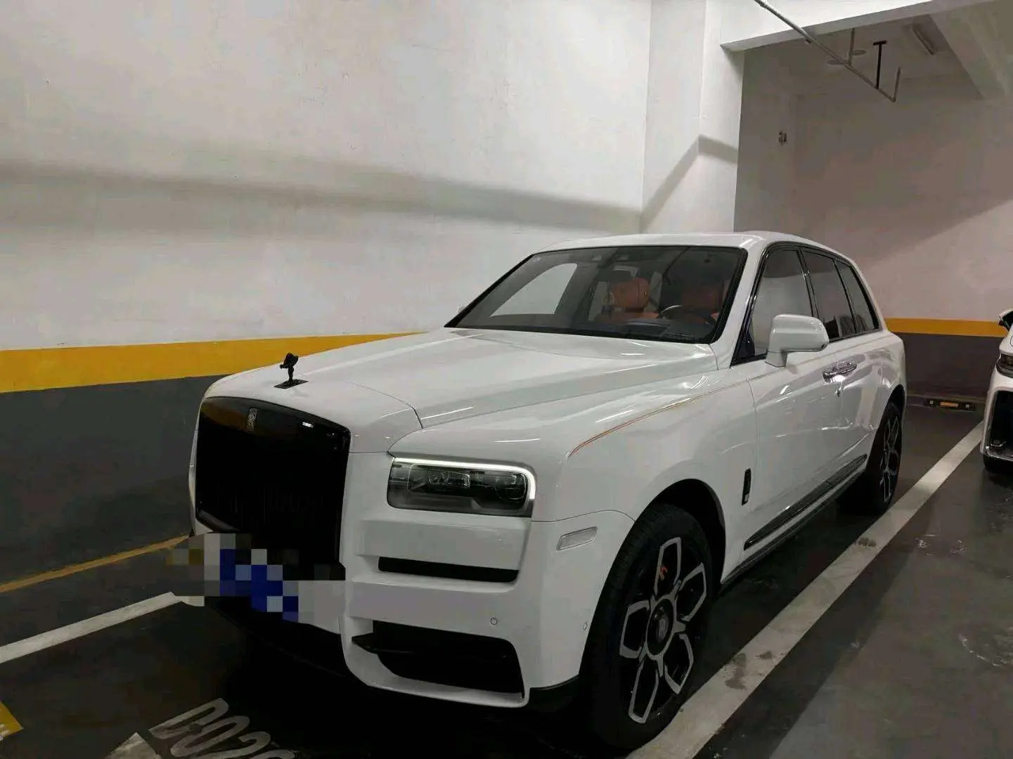 Rolls Royce Cullinan