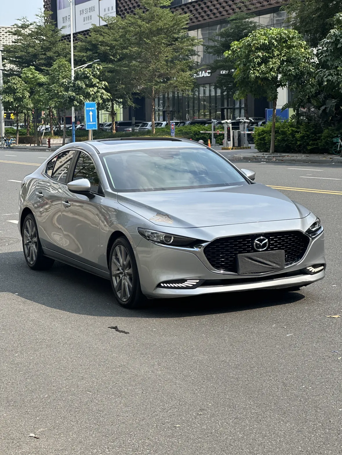 Mazda 3 Angkesela