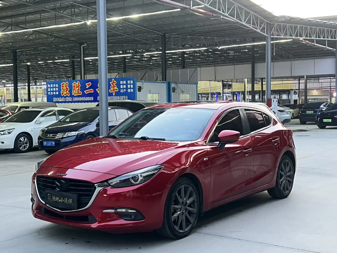 Mazda 3 Angkesela