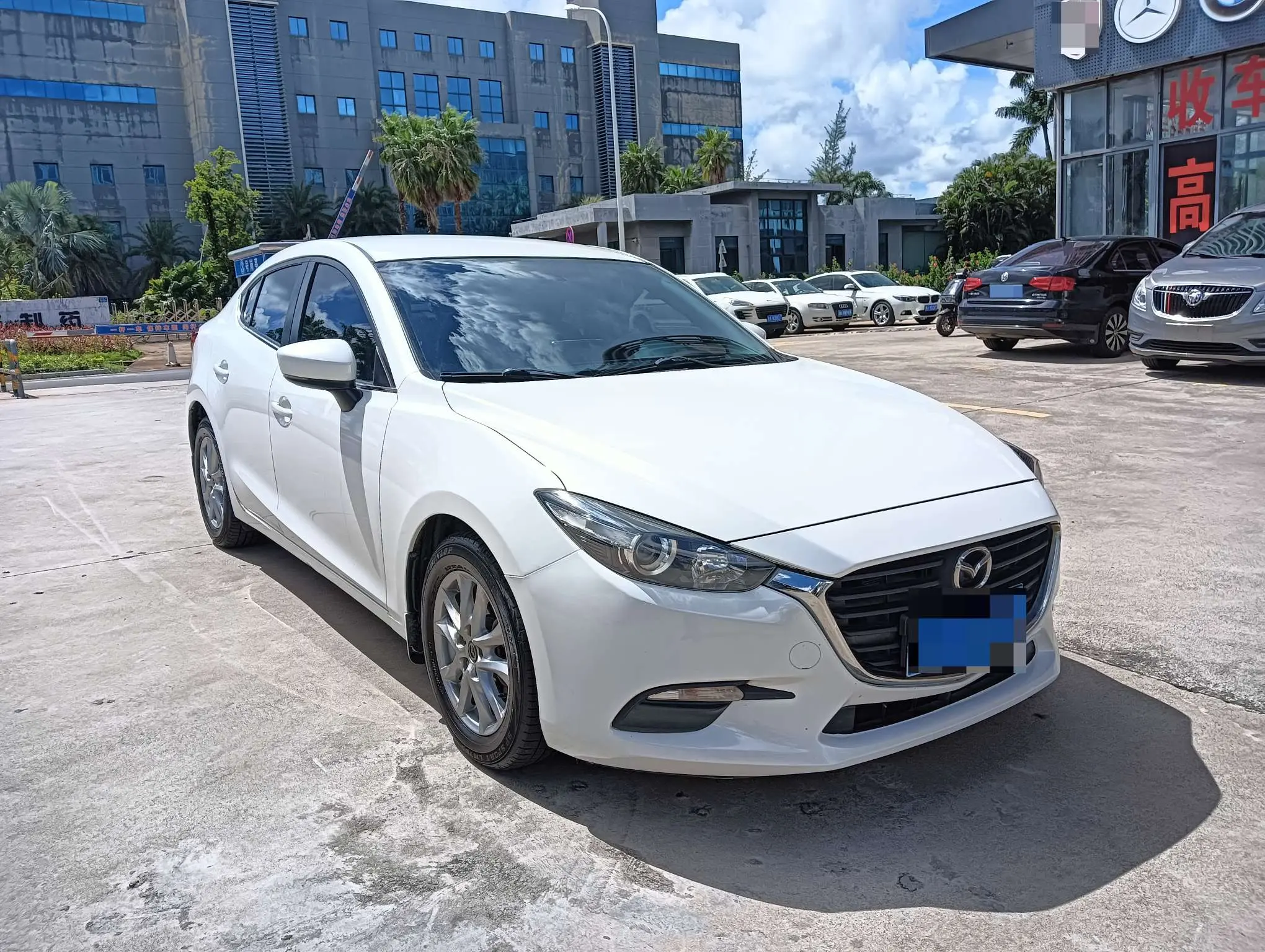 Mazda 3 Angkesela