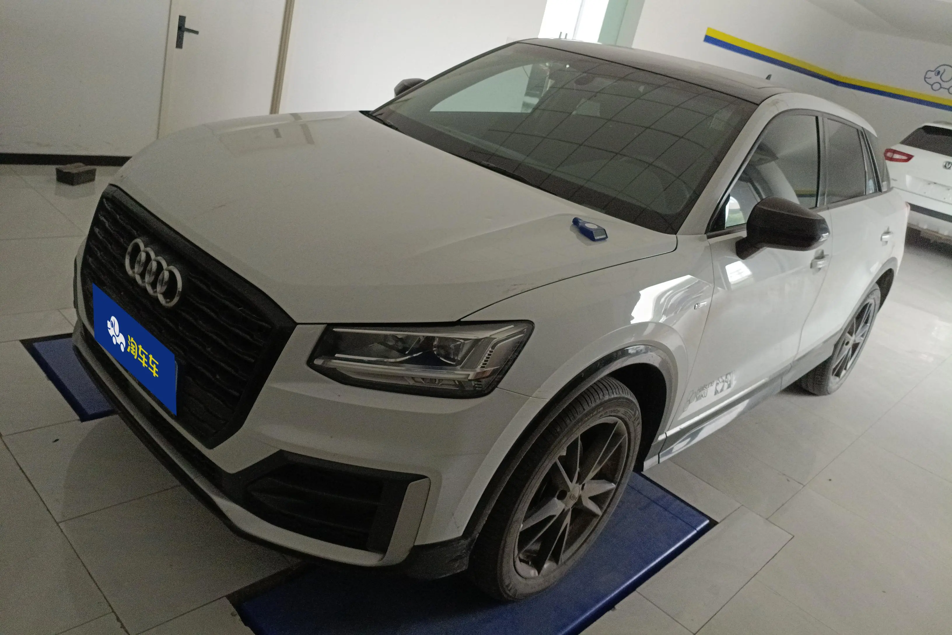 Audi Q2L  из Китая