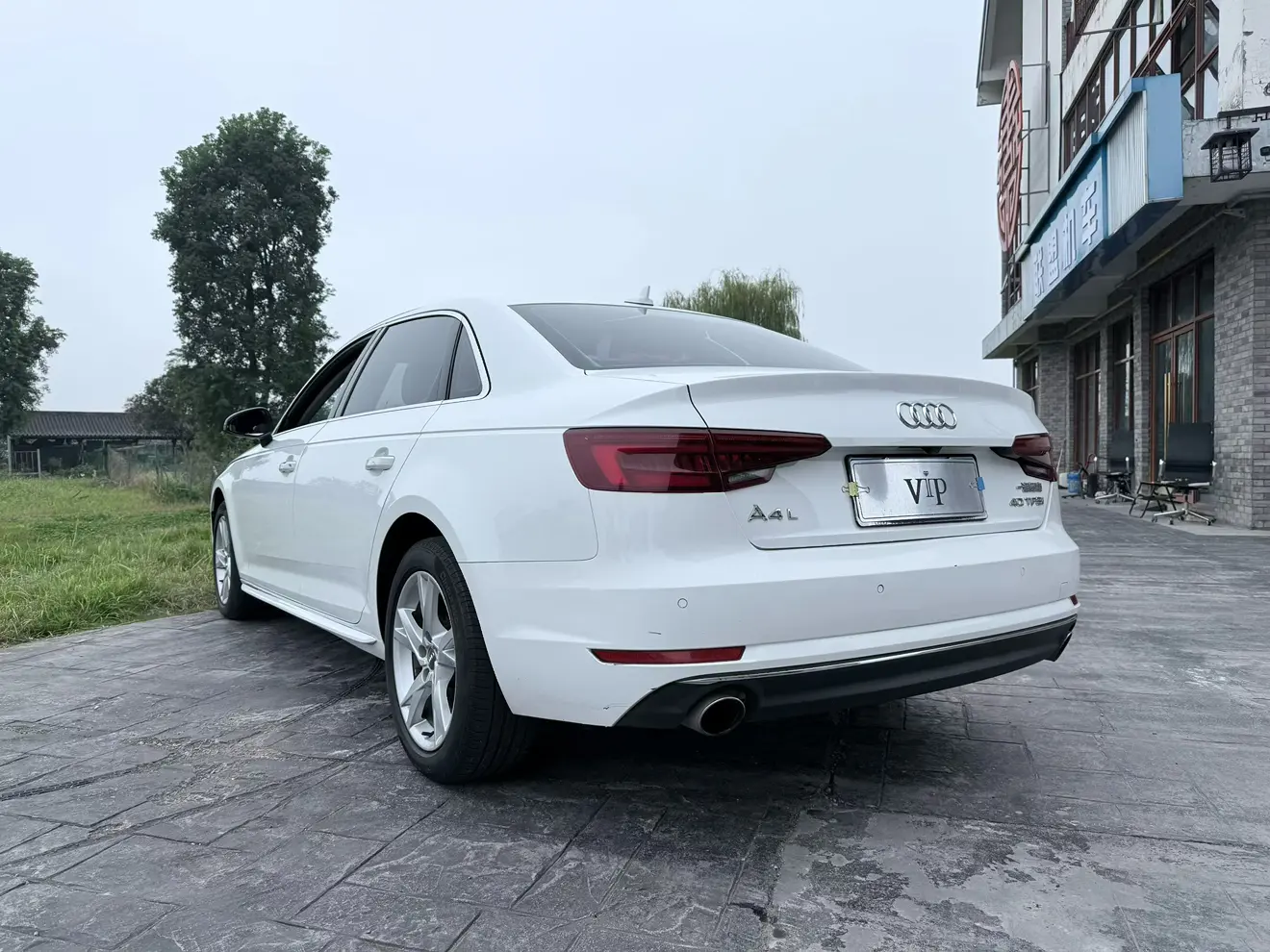 Audi A4L