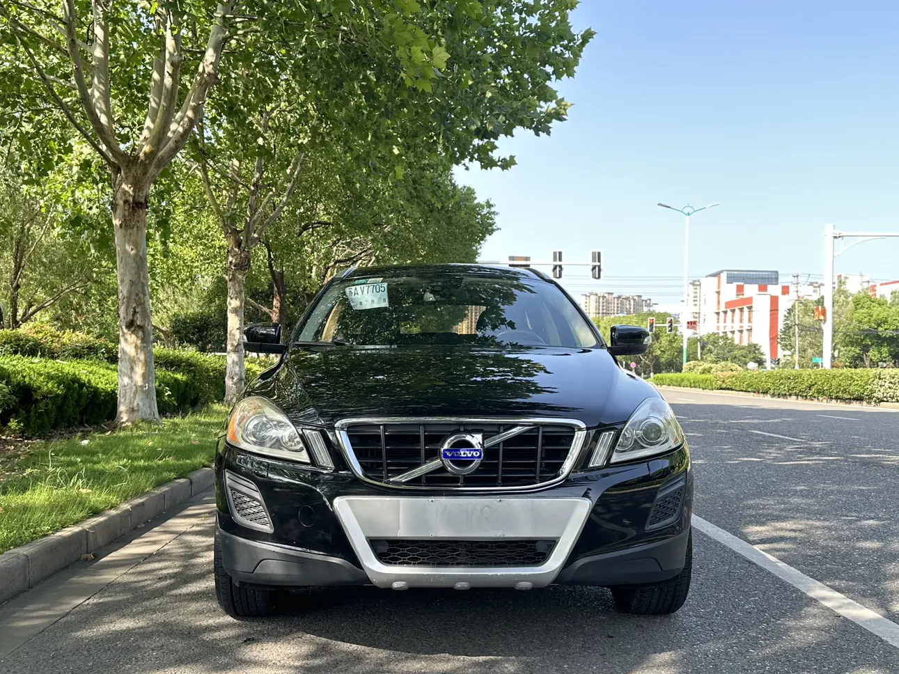 Volvo XC60 (imported)