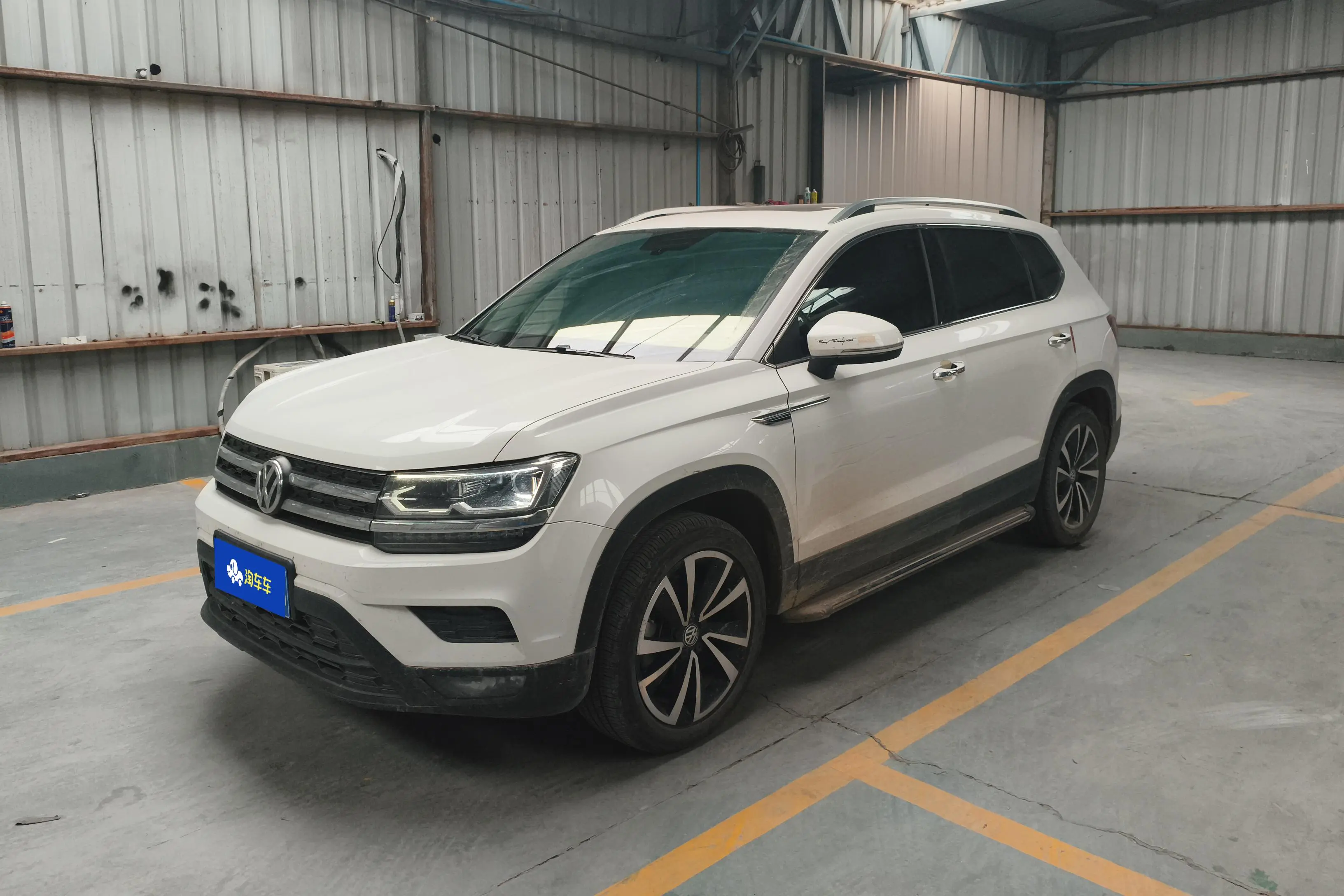 Volkswagen Tayron  из Китая