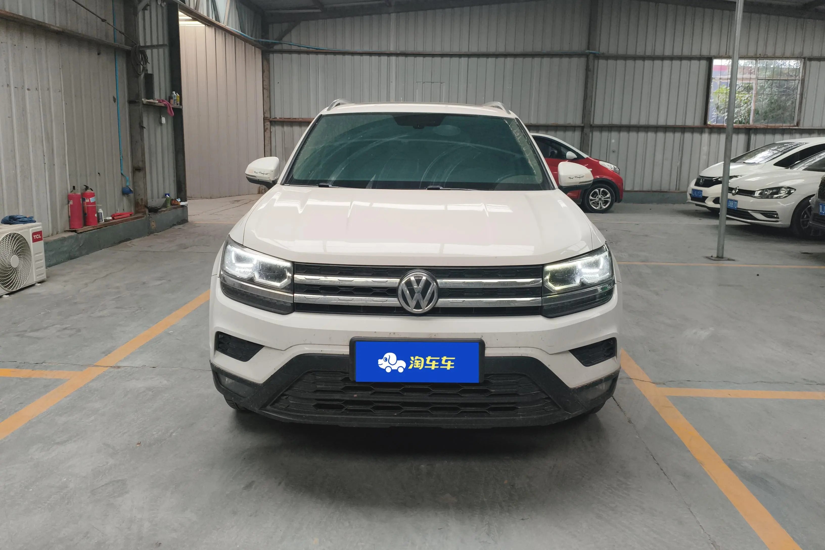Volkswagen Tayron  из Китая