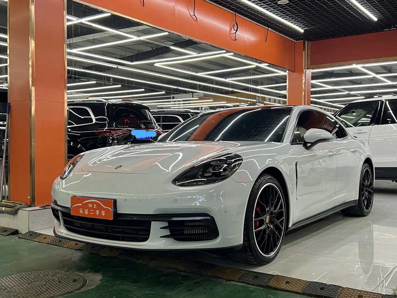 Porsche Panamera