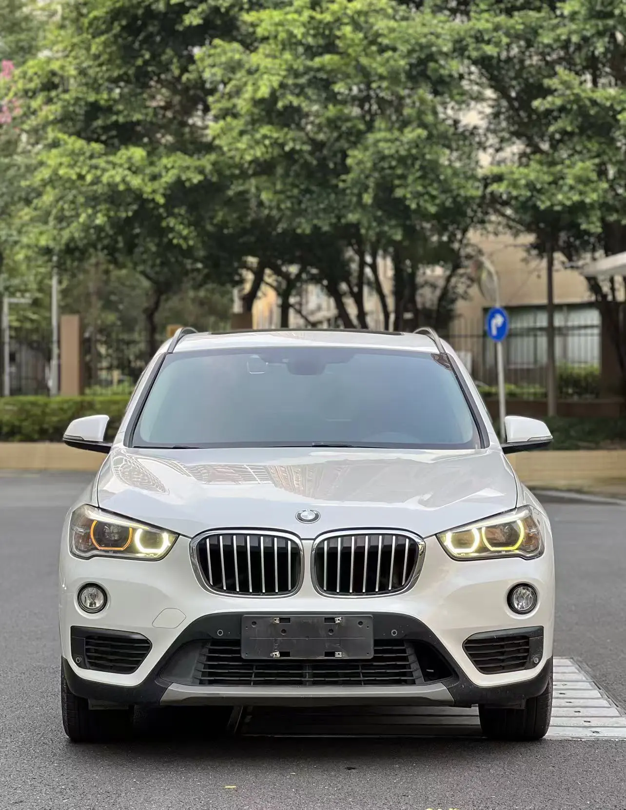 BMW X1  из Китая
