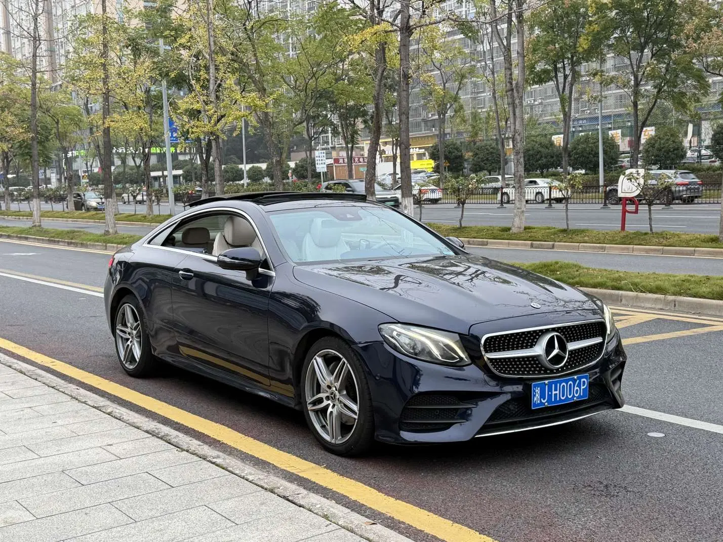 Mercedes-Benz E-Class (imported)