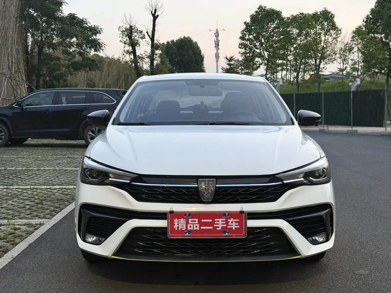 Roewe i5