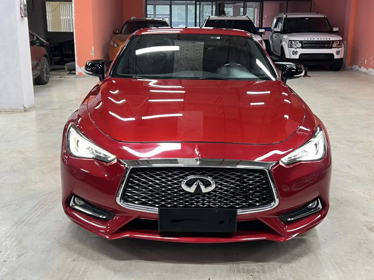 Infiniti Q60