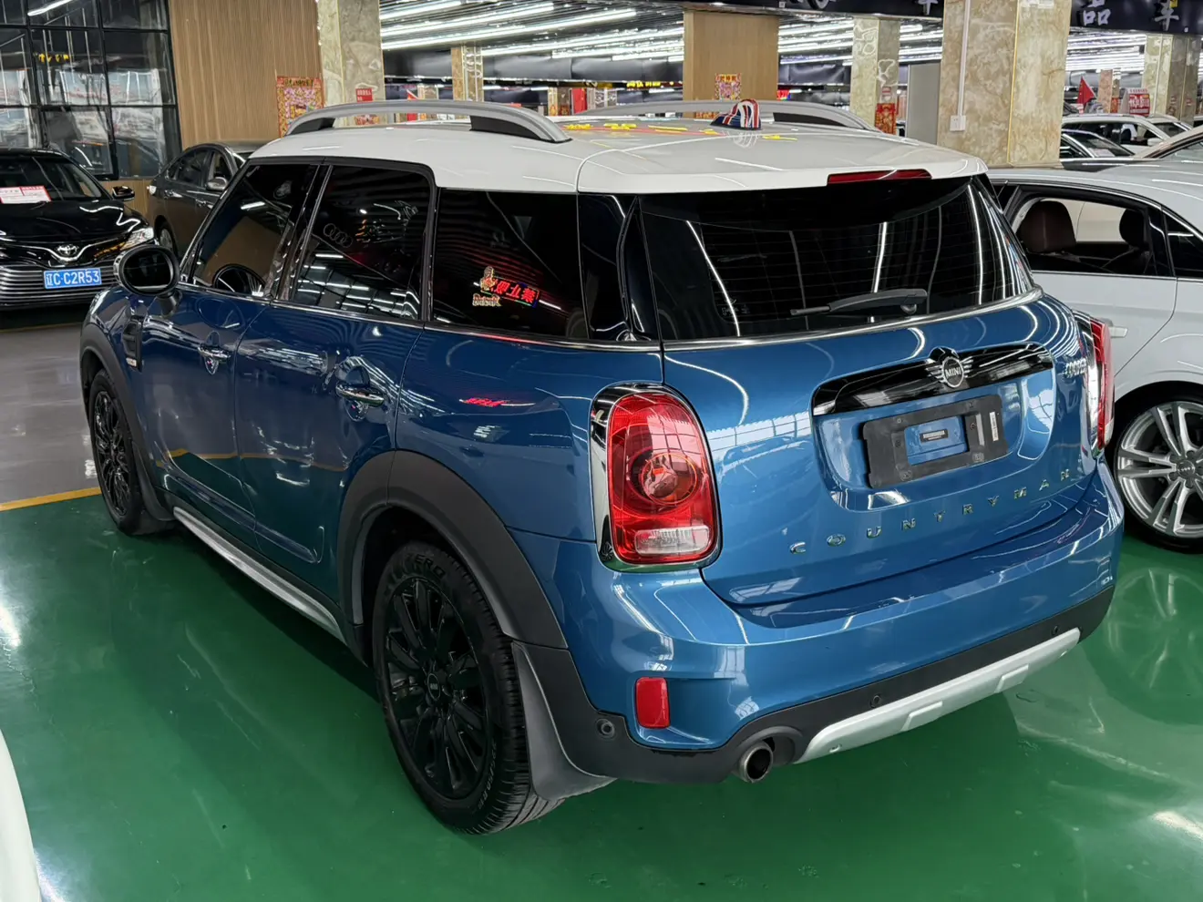 MINI COUNTRYMAN