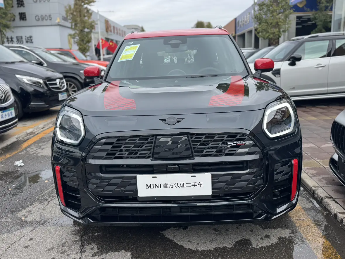 MINI JCW COUNTRYMAN