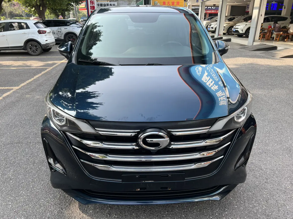 GAC Trumpchi M6  из Китая