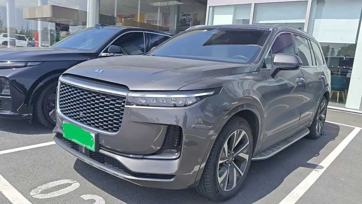 Li ONE (Ideal ONE)  из Китая