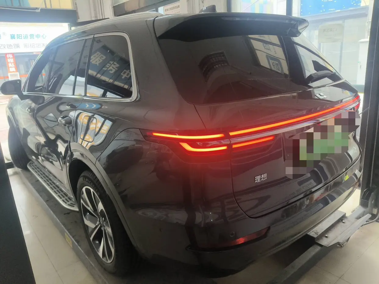 Li ONE (Ideal ONE)  из Китая