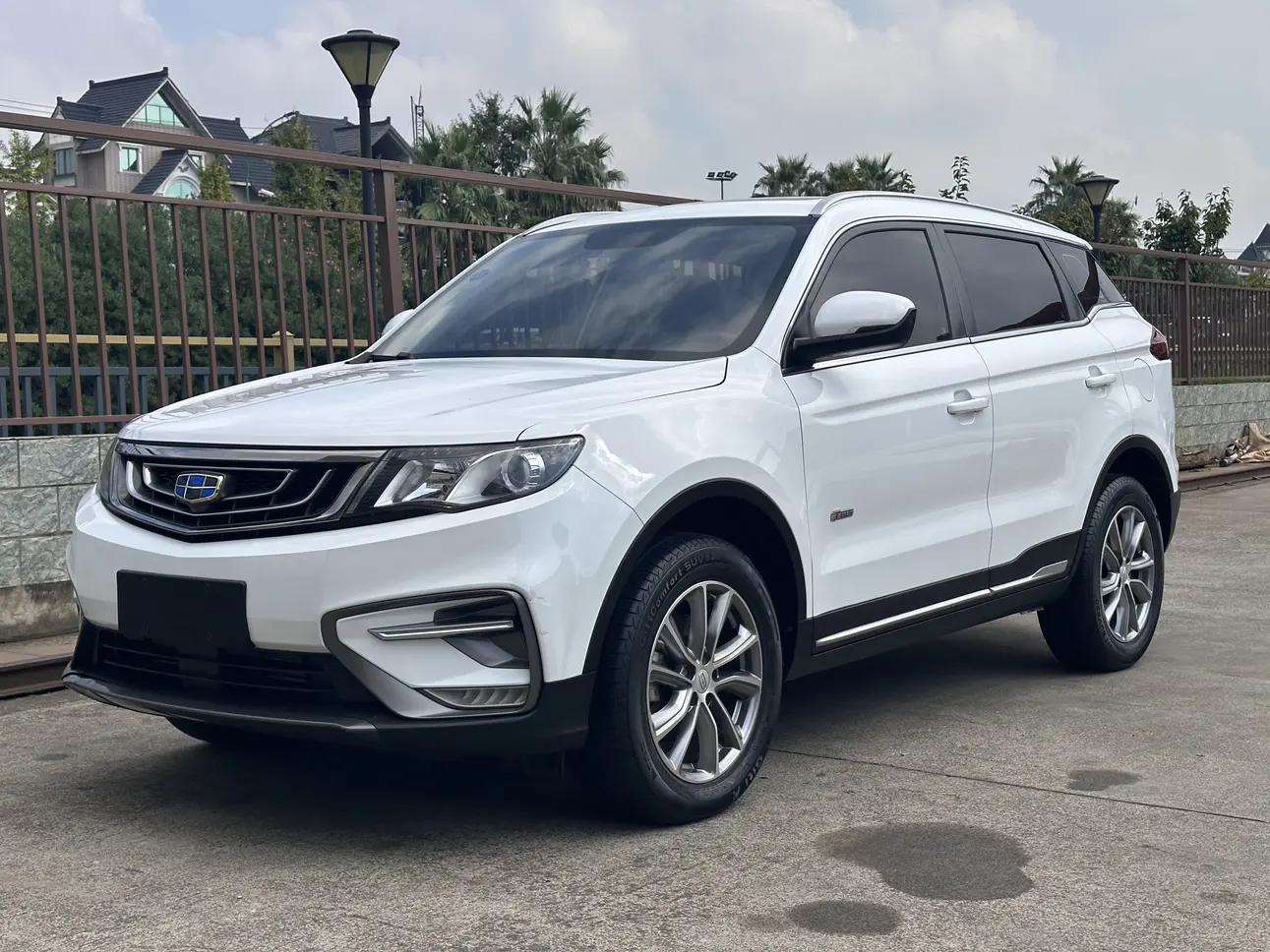 Geely Atlas (Boyue)  из Китая