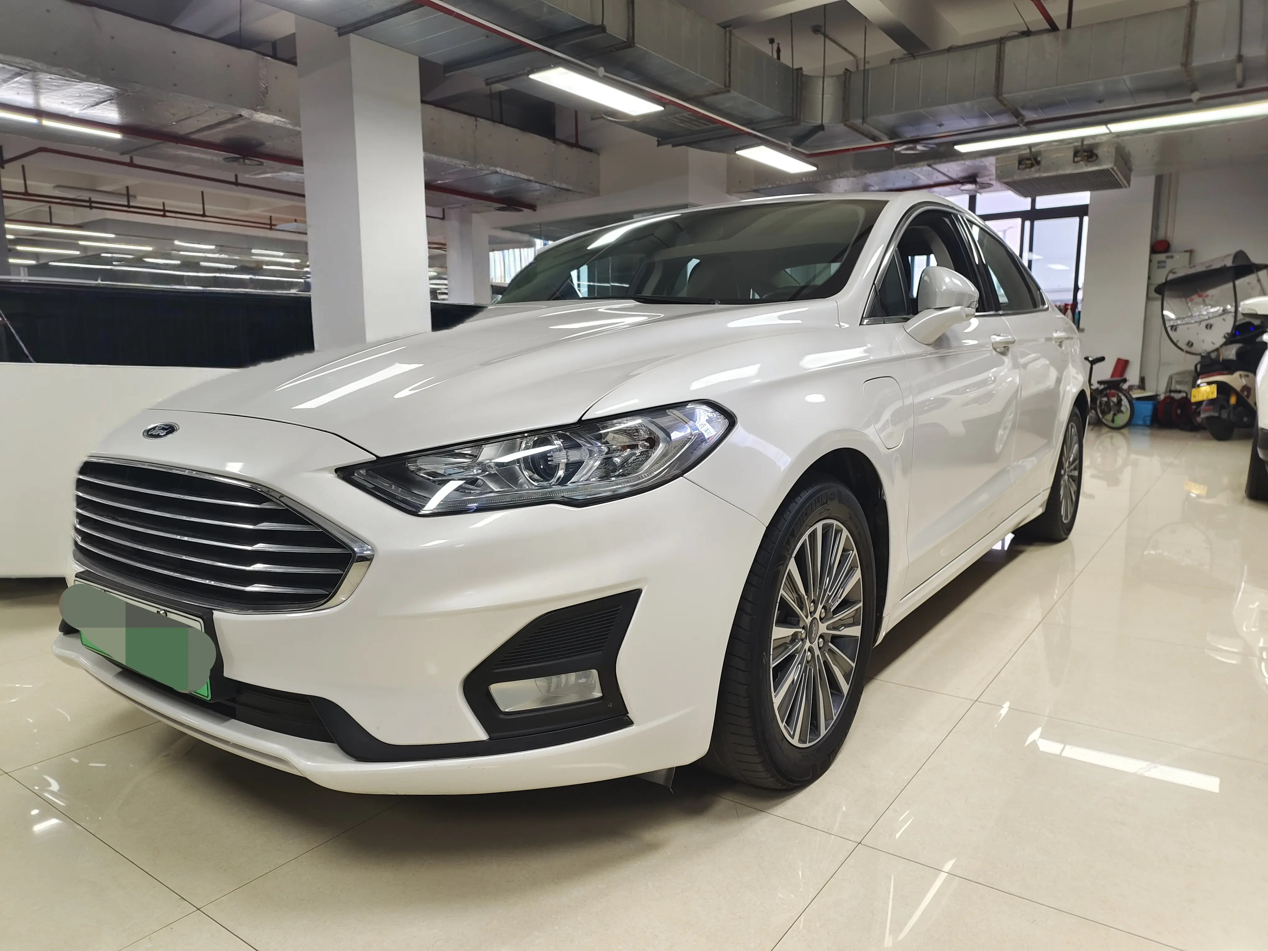 Ford Mondeo PHEV