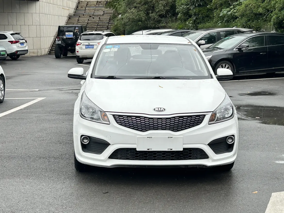 Kia K2