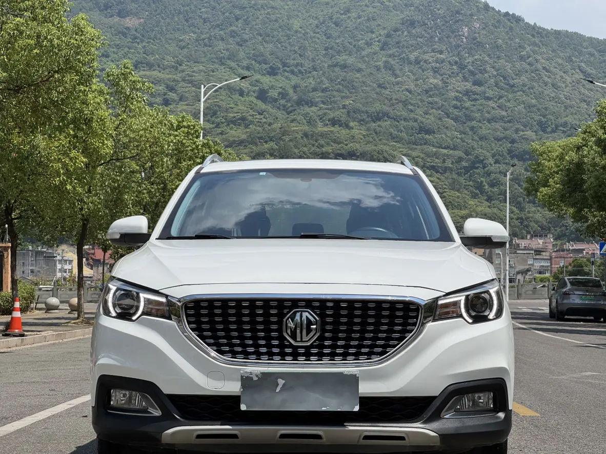 MG ZS  из Китая