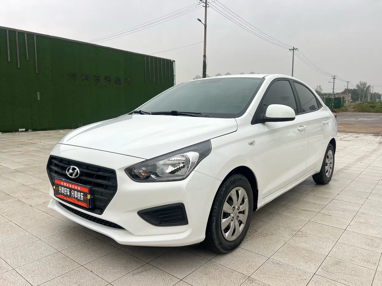 Hyundai Rena