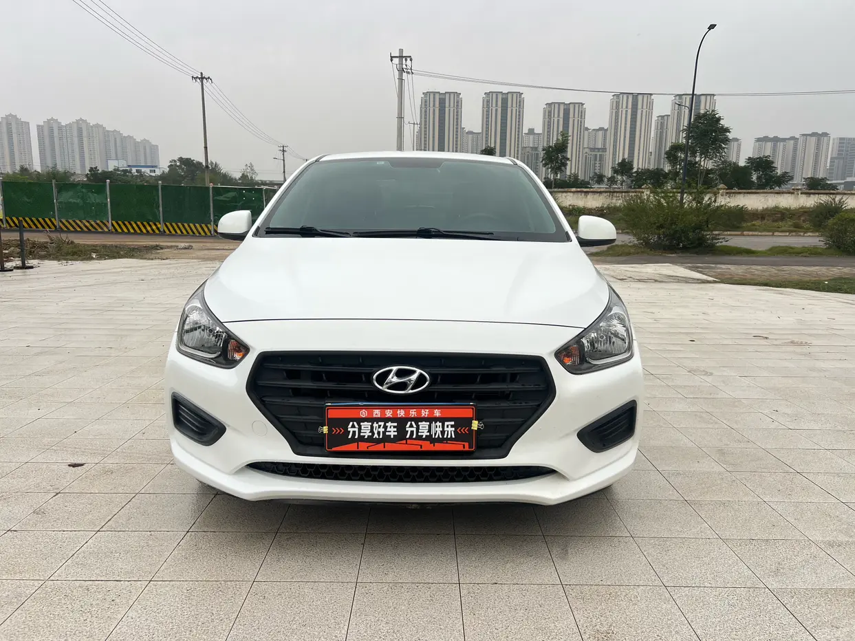 Hyundai Rena