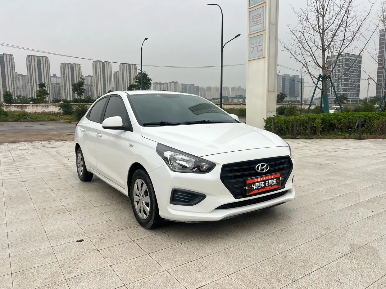 Hyundai Rena
