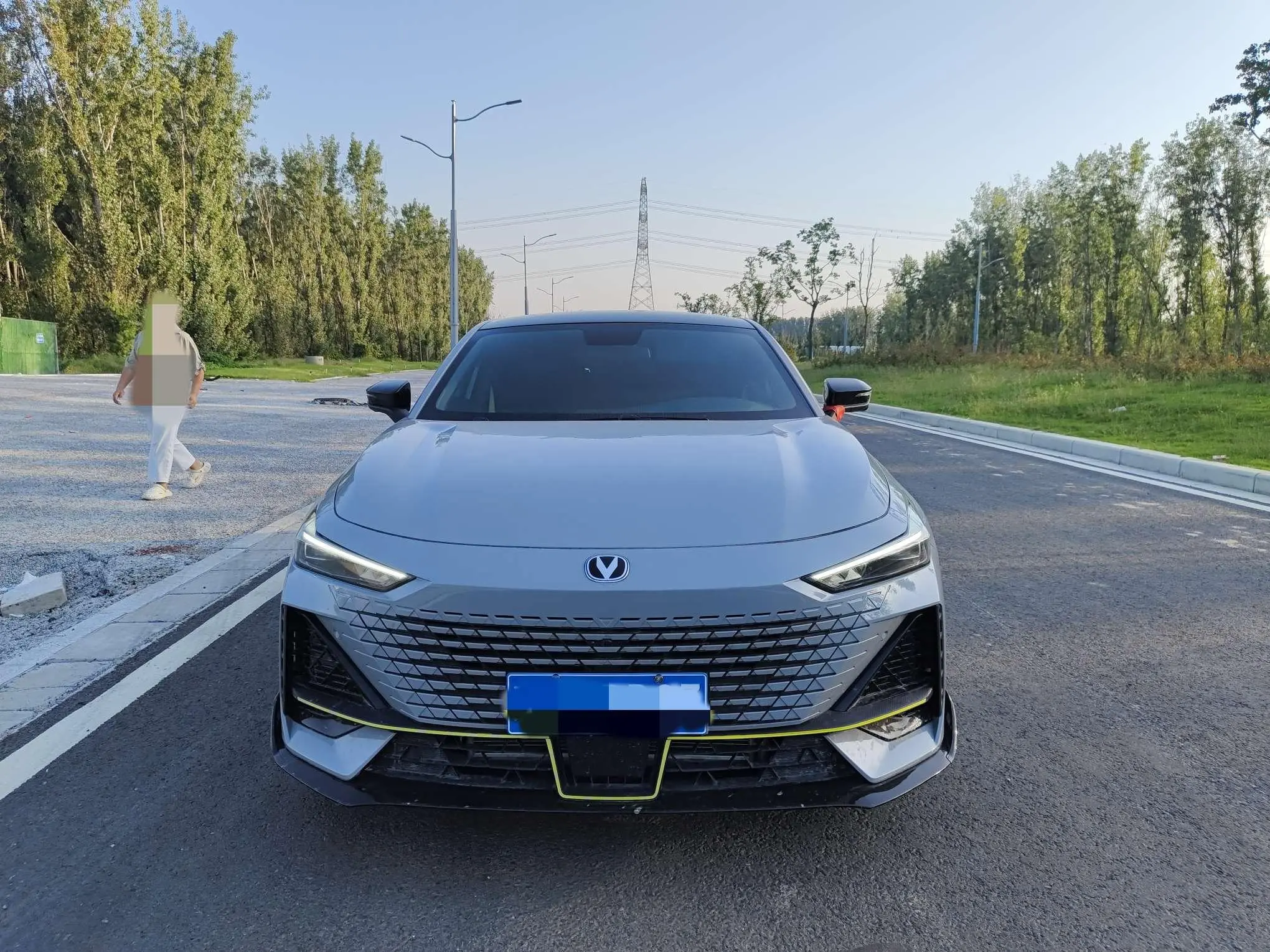 Changan UNI-V