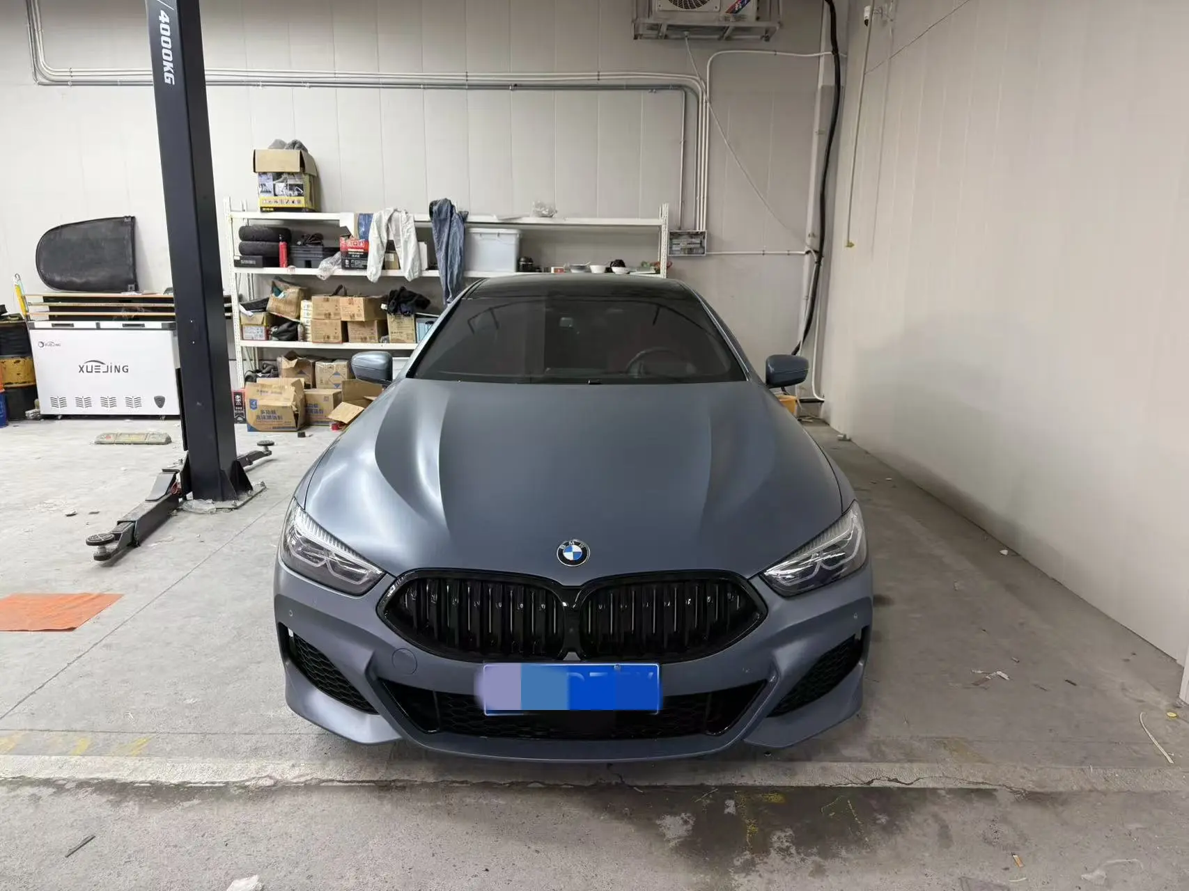BMW 8 Series  из Китая