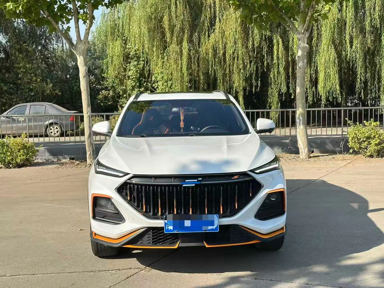 Oshan Changan Auchan X5