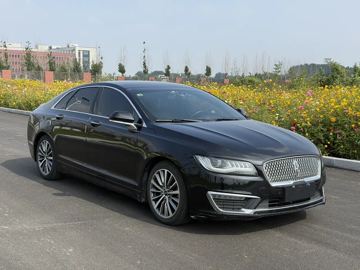 Lincoln MKZ