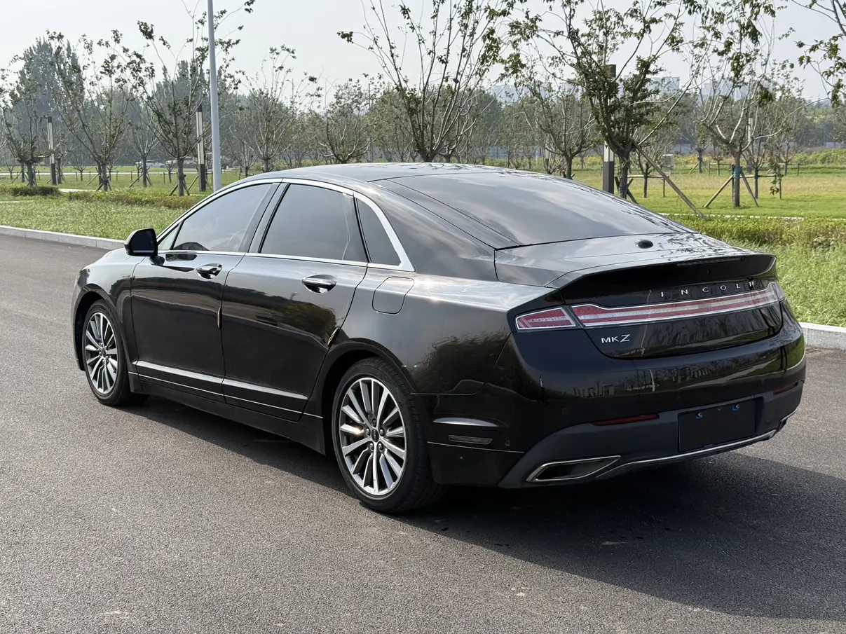 Lincoln MKZ