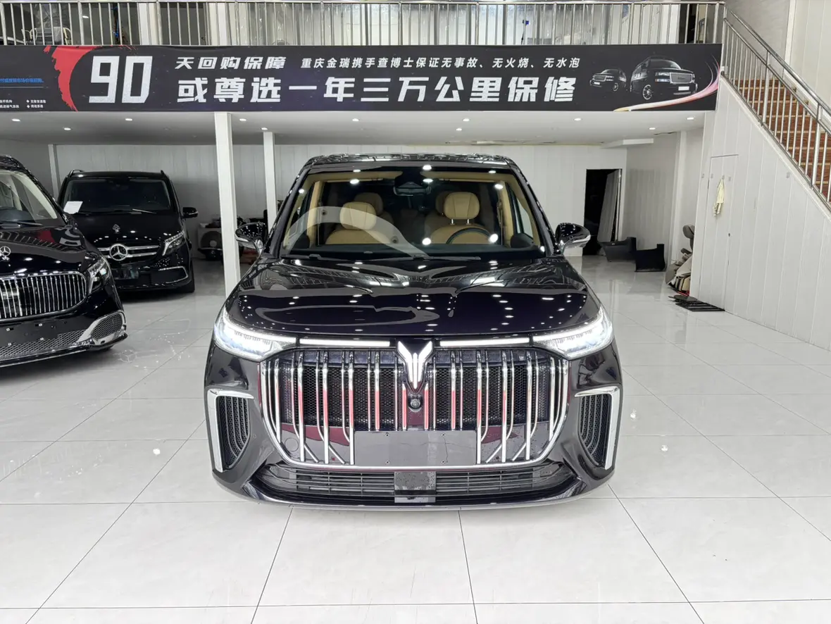 Voyah Lantu Dreamer PHEV  из Китая