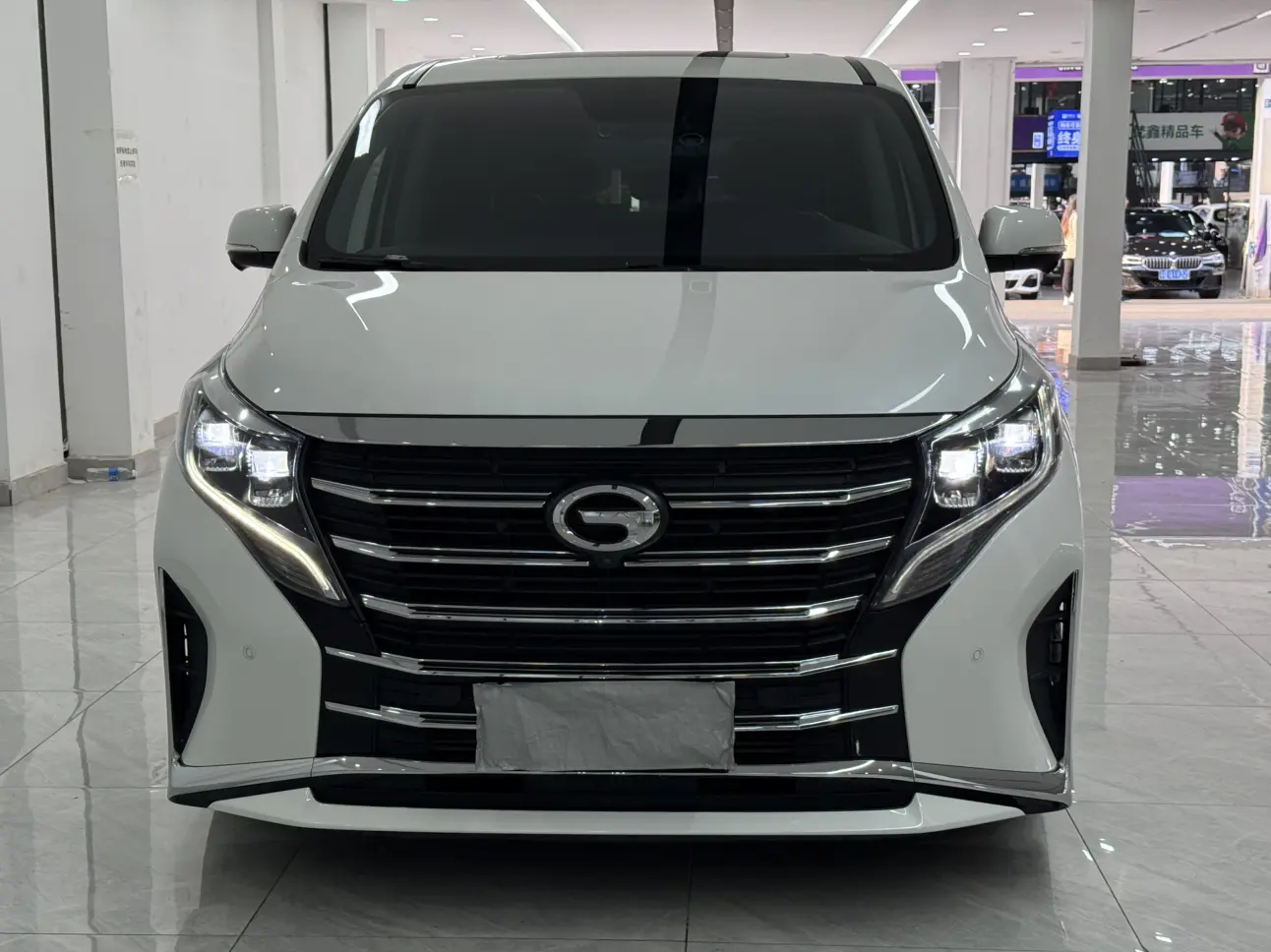 GAC Trumpchi M8