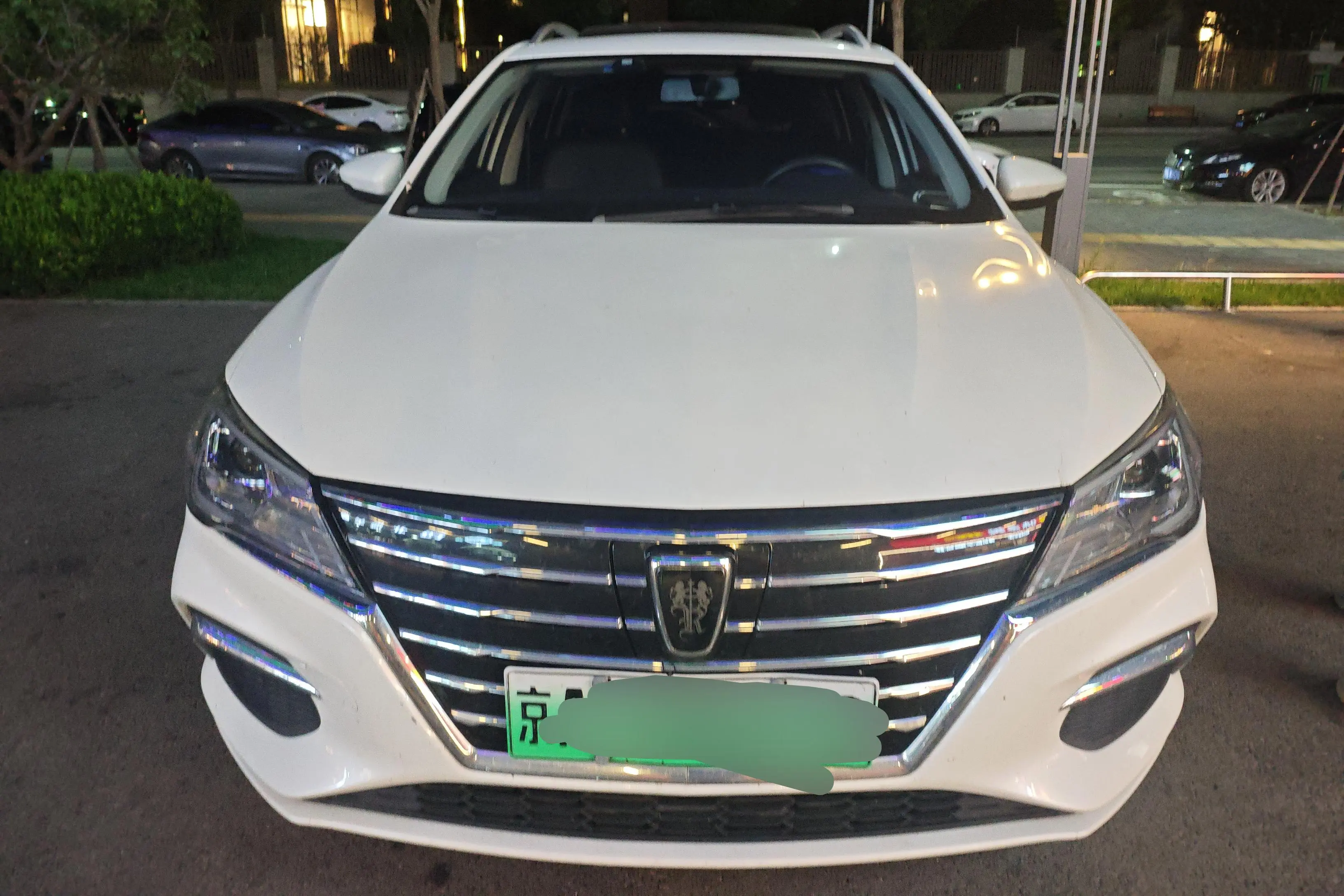 Roewe Ei5  из Китая