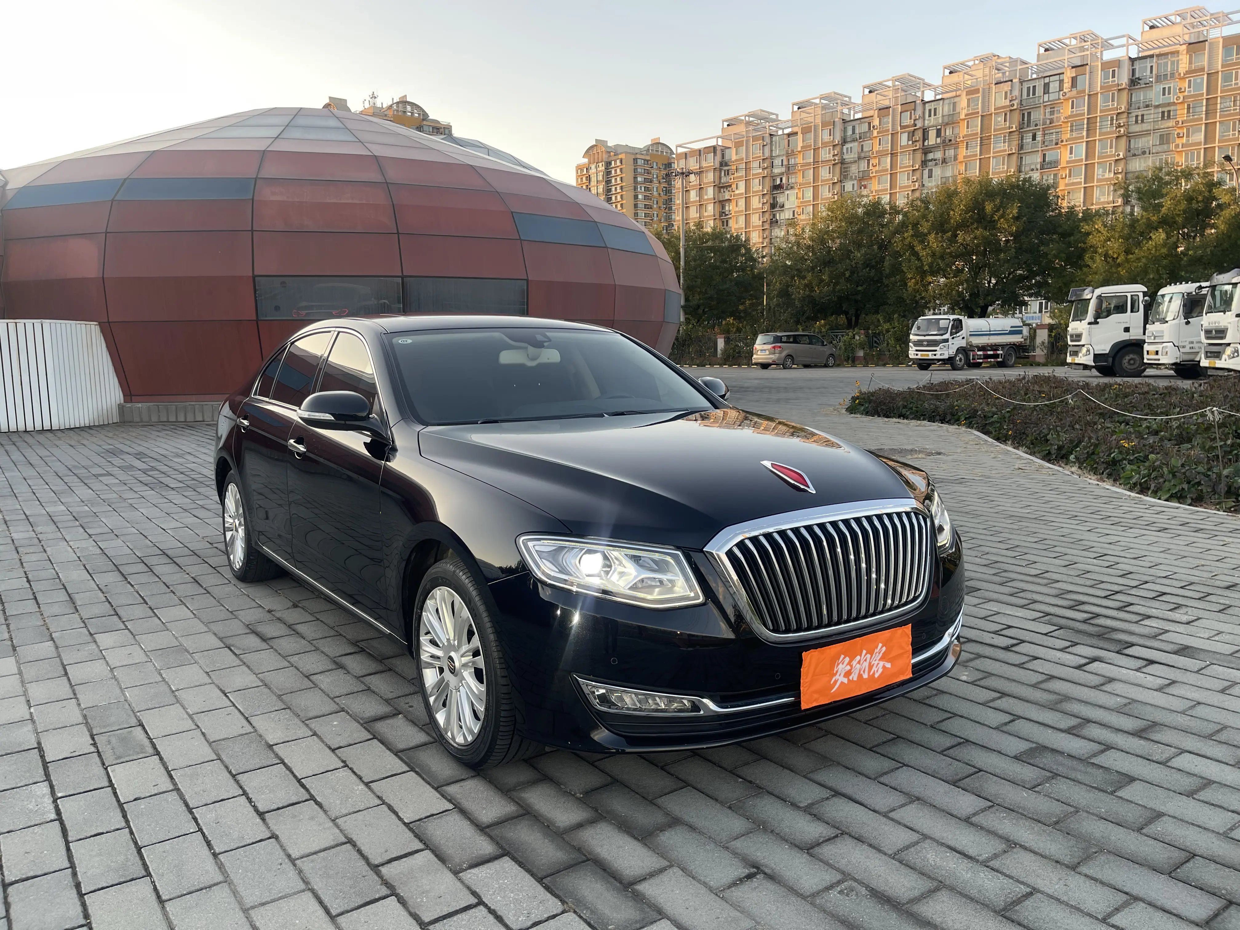 Hongqi H7