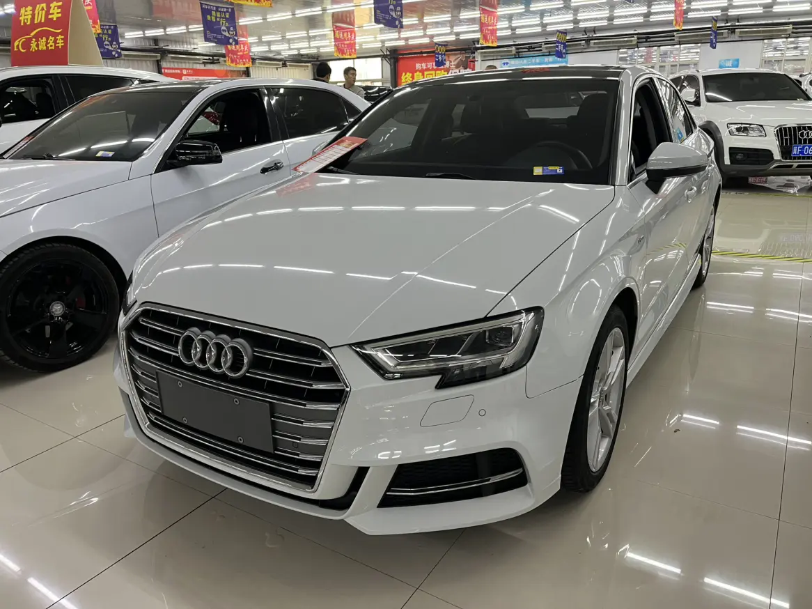Audi A3  из Китая