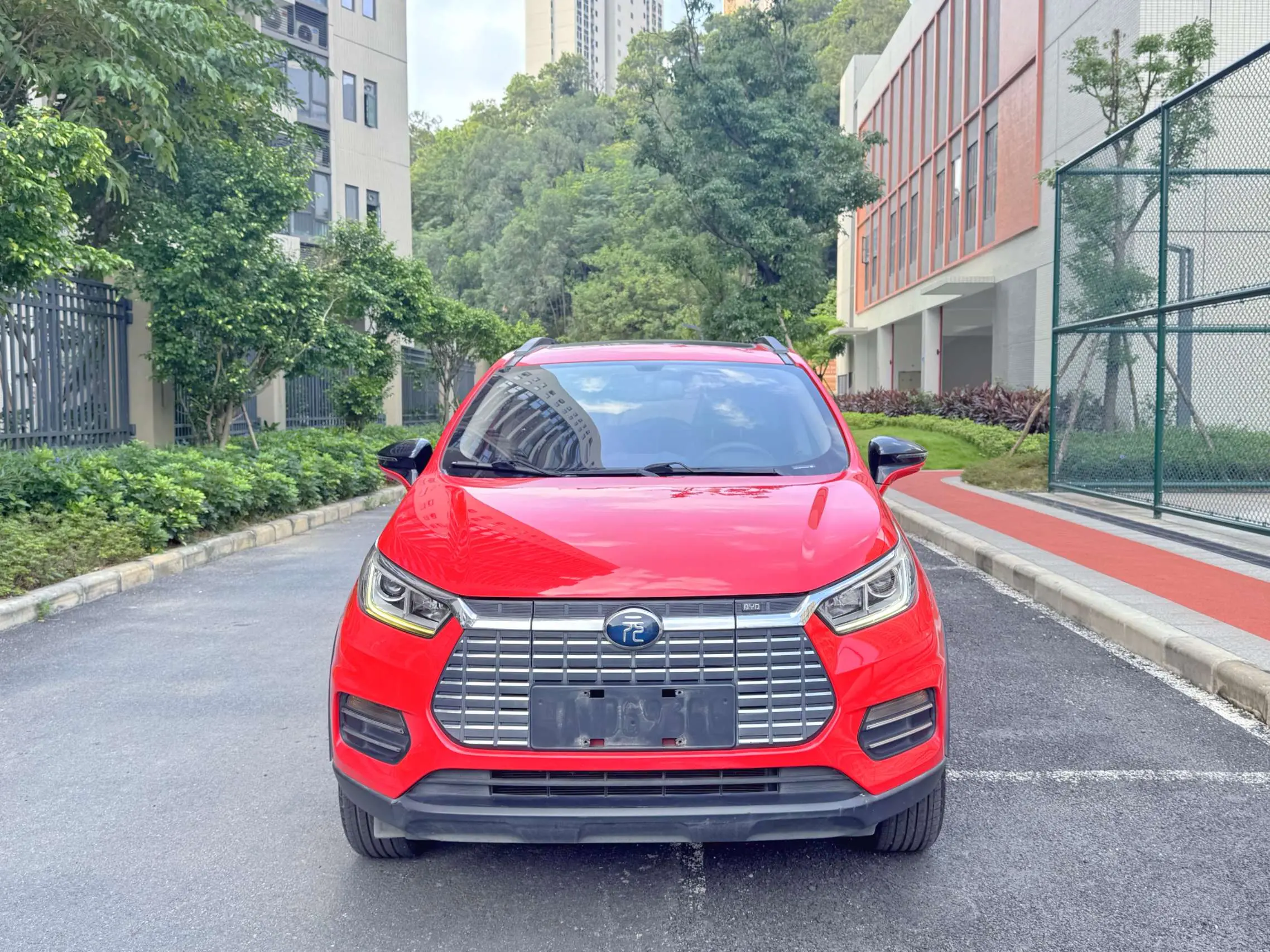 BYD Yuan EV  из Китая