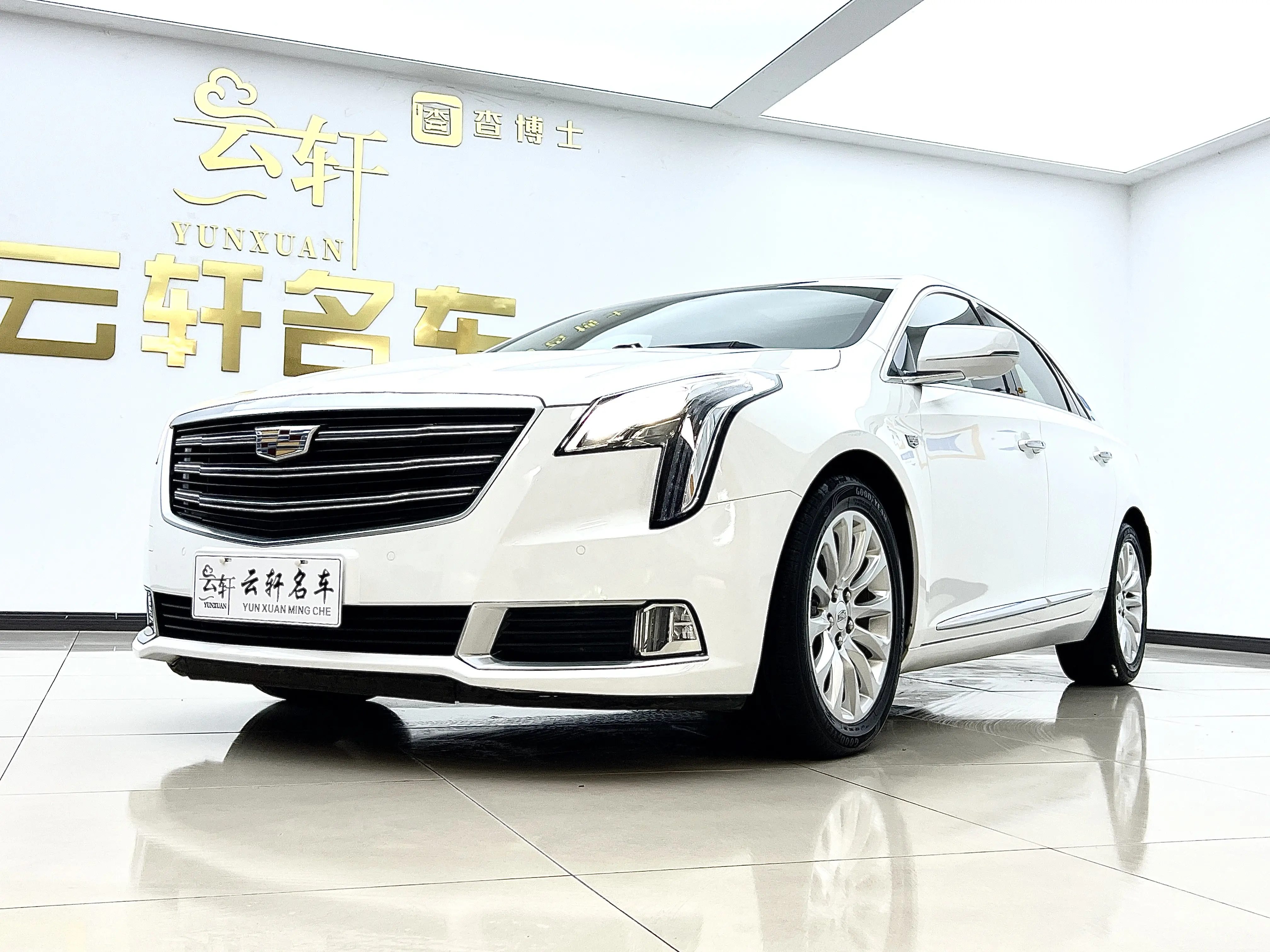 Cadillac XTS
