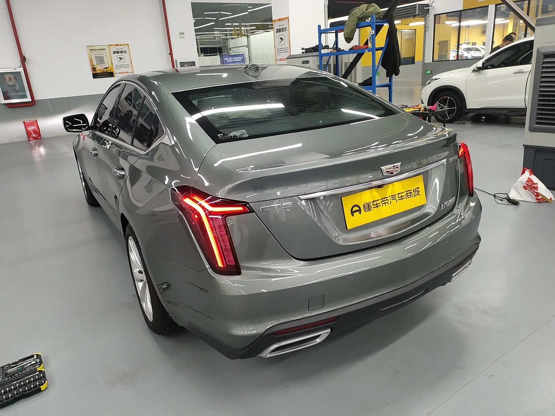 Cadillac CT5