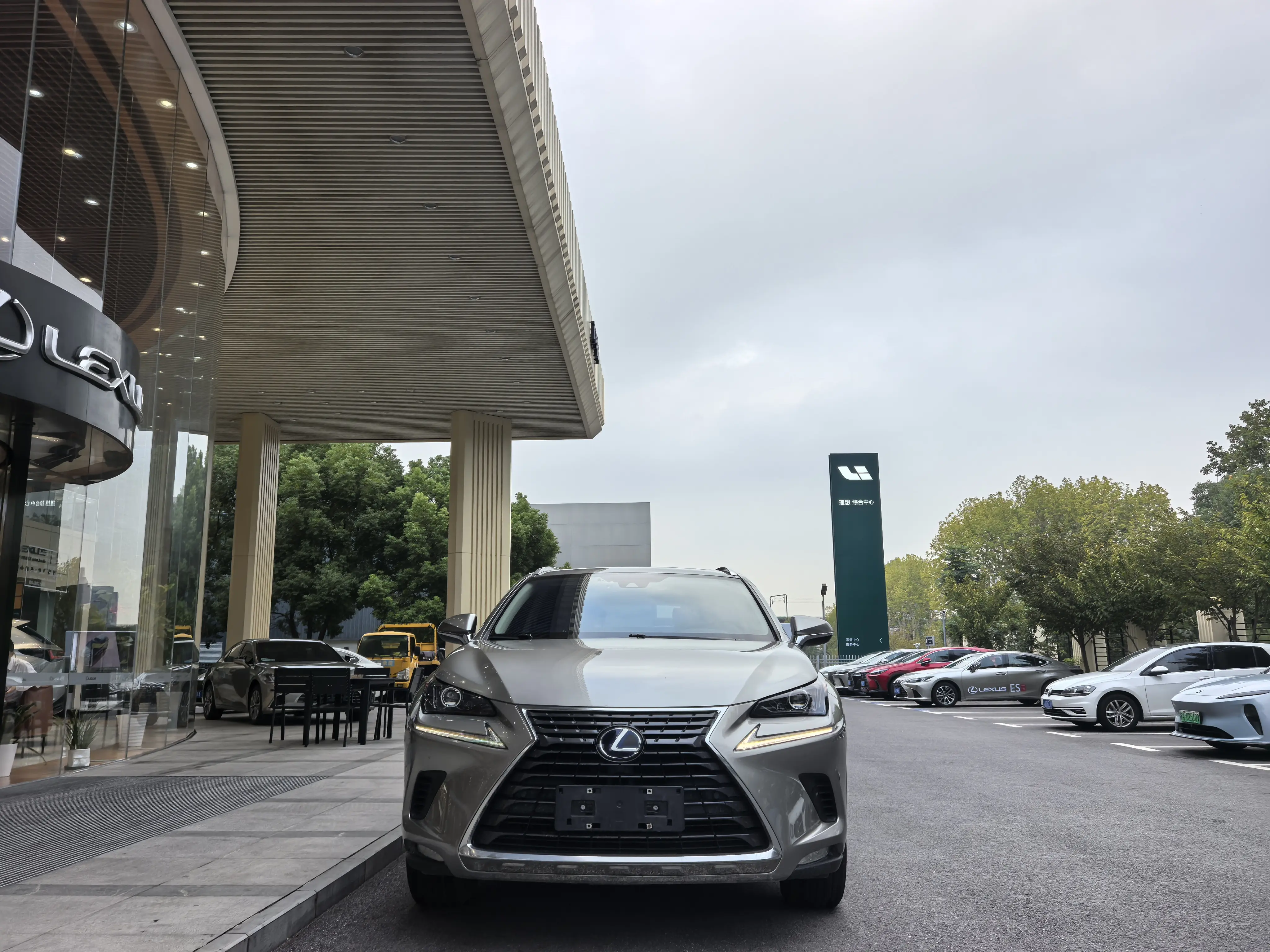 Lexus NX