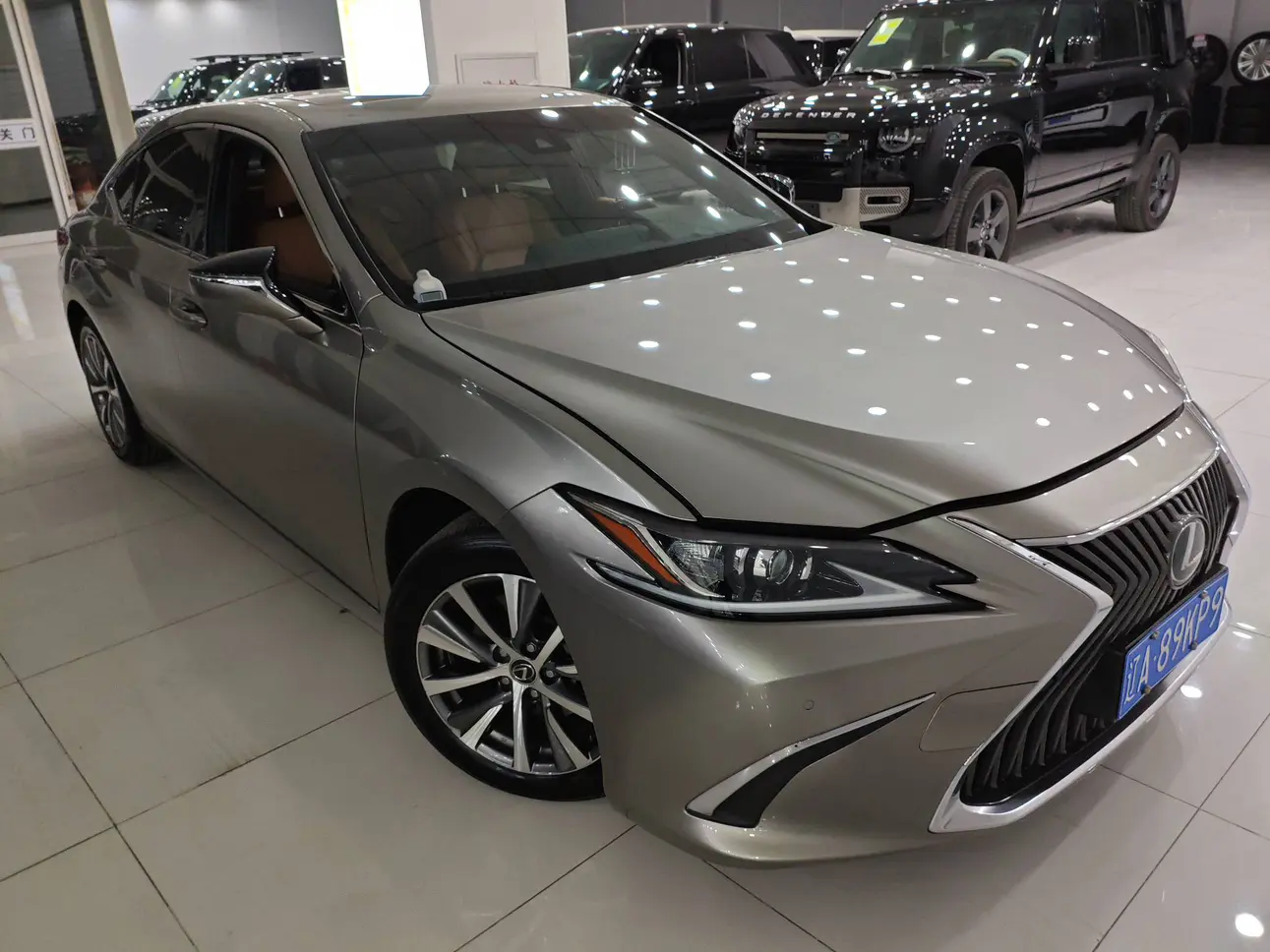 Lexus ES