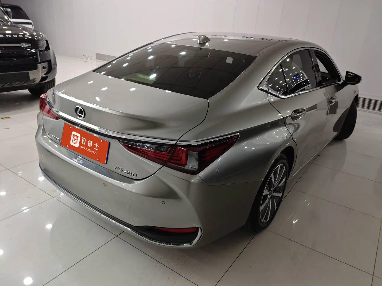 Lexus ES