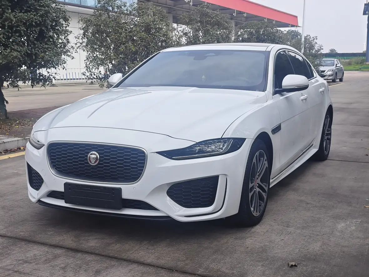 Jaguar XEL