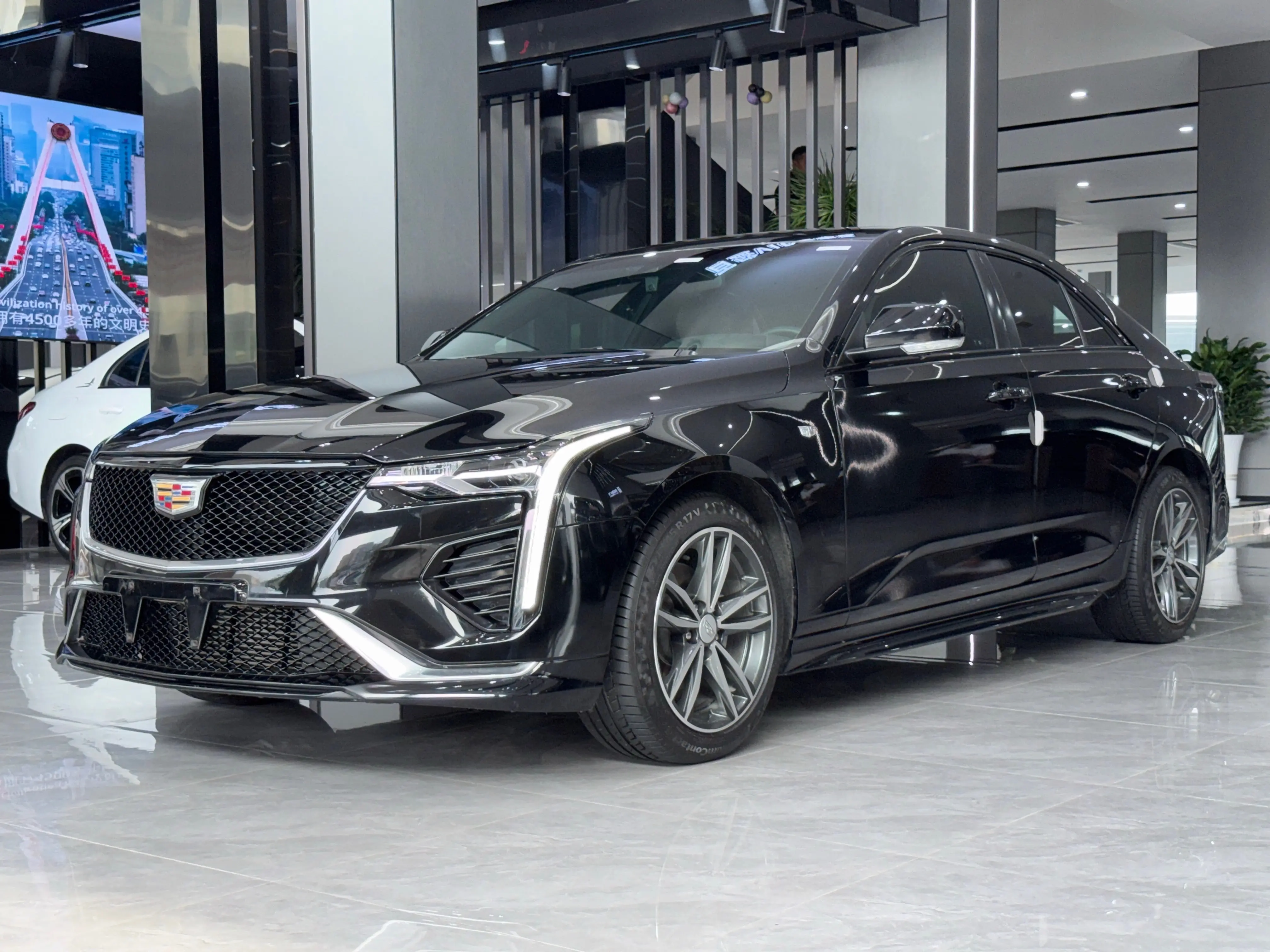 Cadillac CT4