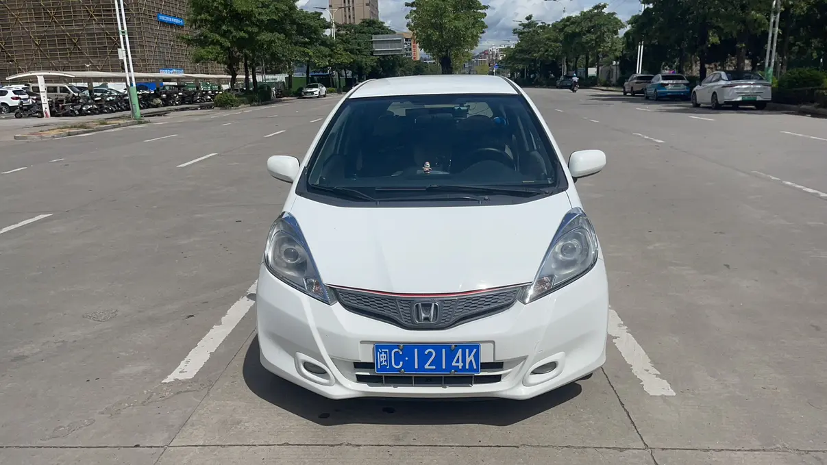 Honda Fit  из Китая
