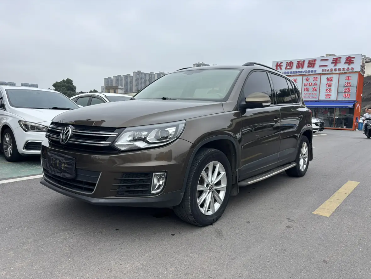 Volkswagen Tiguan  из Китая