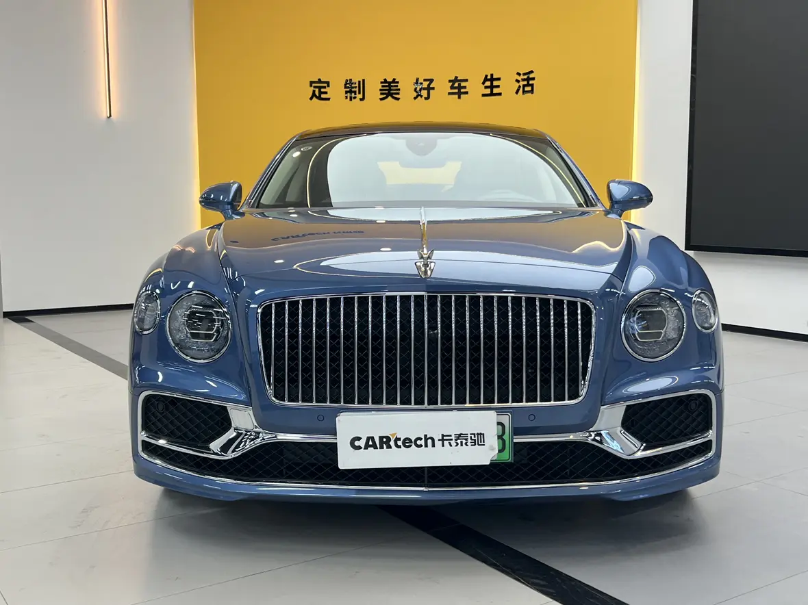 Bentley Flying Spur PHEV  из Китая