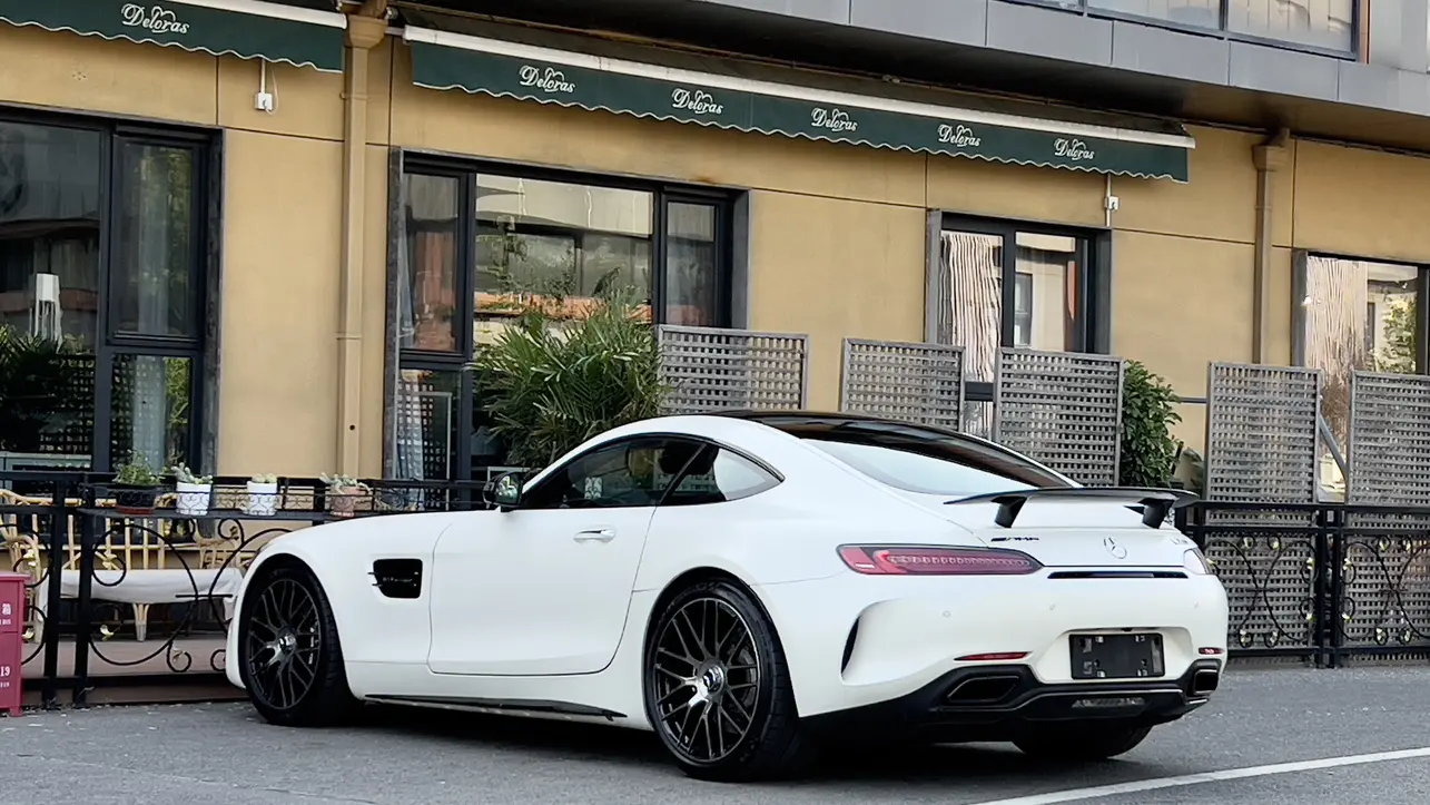 Mercedes-Benz AMG GT